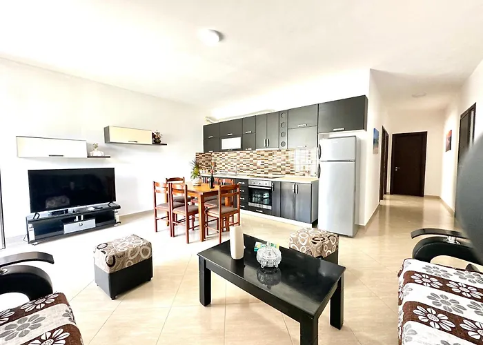 2 Bedrooms At Oslo Apartament